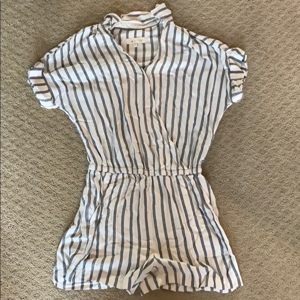 Grey and white striped jumper